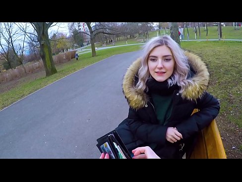 ❤️ Amameza ndalama za mlendo - blowjob paki yolemba Eva Elfie Kanema wolaula pa ife ️❤